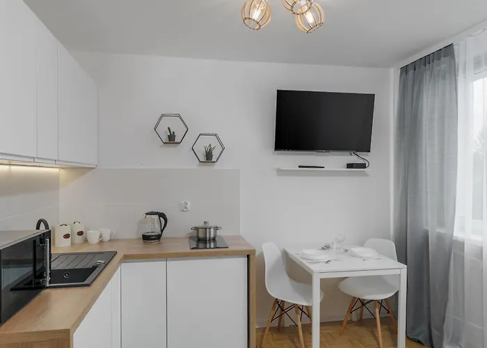 Apartman Reymonta 23 B - 5 Min Metro - 15 Min Centrum - 10 Min Cmkp Varsó