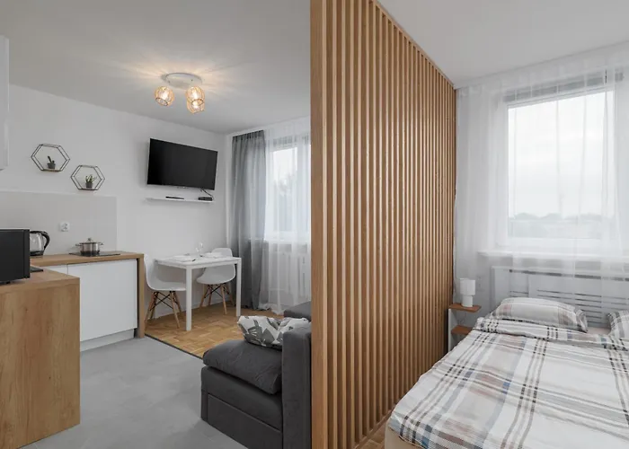 Apartman Reymonta 23 B - 5 Min Metro - 15 Min Centrum - 10 Min Cmkp