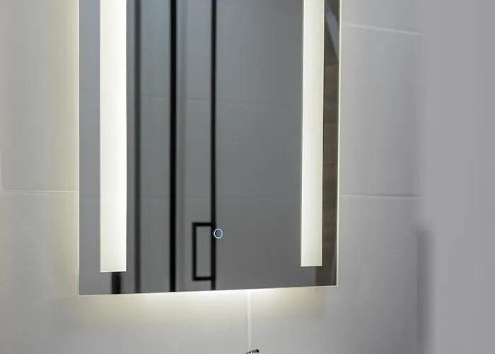 Reymonta 23 B - 5 Min Metro - 15 Min Centrum - 10 Min Cmkp Apartman *