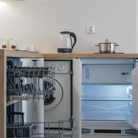 Reymonta 23 B - 5 Min Metro - 15 Min Centrum - 10 Min Cmkp * Varsavia