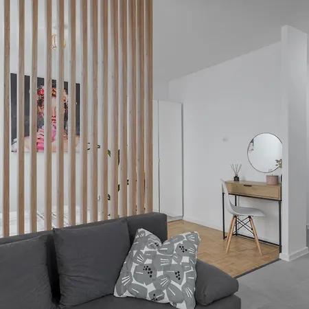Reymonta 23 B - 5 Min Metro - 15 Min Centrum - 10 Min Cmkp Appartement *
